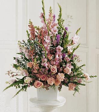 Whether you wish to send funeral sprays and wreath arrangements, sympathy plants, or a simple flower bouquet, ftd is your. FTD Peaceful Memories Arrangement - Same Day Delivery ...