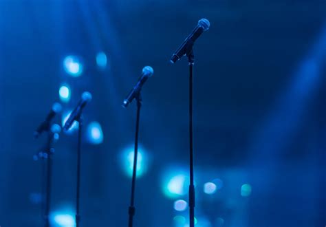 These jpeg stills will operate with all presentation computer software, like the common propresenter. Six Surprisingly Great Fonts To Use For Worship Lyrics ...