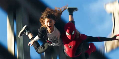 Zendaya Was Excited To Finally Do Stunts In Spider Man No Way Home