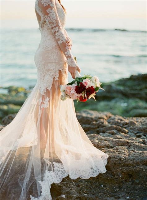 Check Out This Seaside Bridal Inspiration Shoot From Bowtie Bloom For