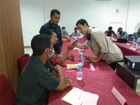 Menurut kamus oxford, mitigasi adalah tindakah mengurangi keparahan, keseriusan atau penderitaan dari sesuatu. Maksud Mitigasi : PVMBG : Ada Potensi Letusan Freatik ...