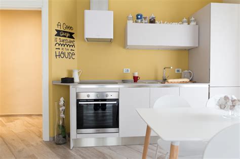 María valverde, mario casas, álvaro cervantes and others. Quanto Costa una Cucina? 3 Soluzioni Low Cost da 2.500 euro