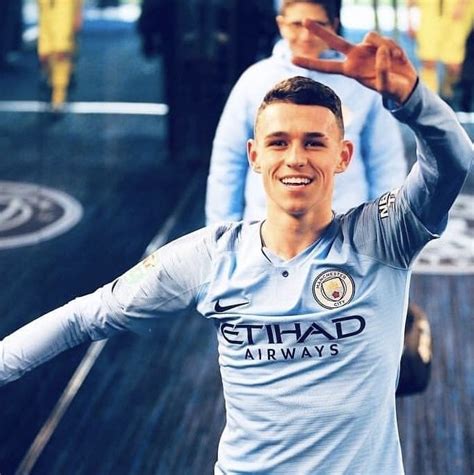 Congratulations r phil, hopefully we will get to see foden jr in sky blue as well. Phil Foden shines Manchester City hammer Burton 9-0 ...