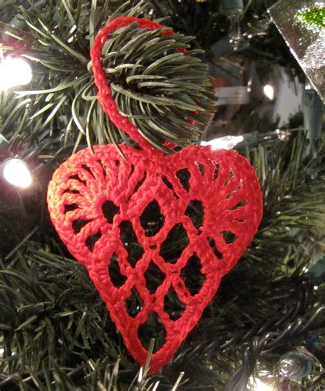Everybody Loves Christmas Heart Crocheted Ornament