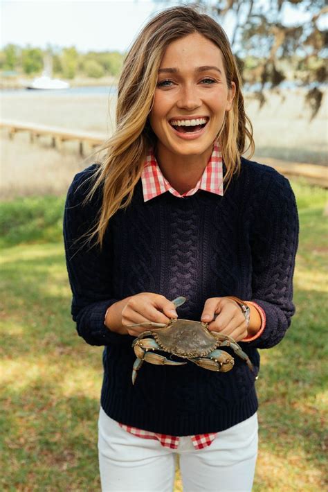 Sweater With A Collar Popped Over The Neckline I Love This Classic Look Estilo Preppy Preppy