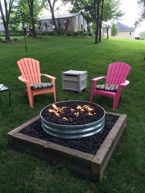 Outline your backyard fire pit: 40 Backyard Fire Pit Ideas | Fire pit backyard, Outdoor fire, Cool fire pits