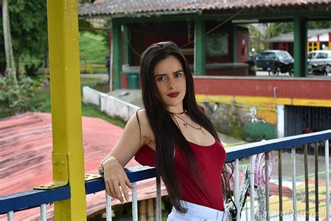 Profile Of Victoria 28 Years Old From Pereira Colombia Latin