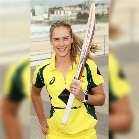 ellyse perry australian women cricketer ellyse perry full biogaraphy and hot and sexy photos