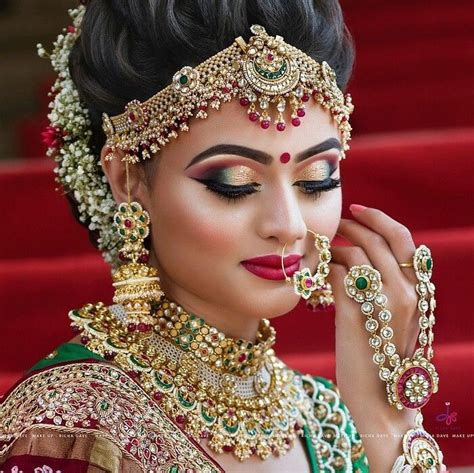 Stylish Unique Eyeliner Styles For Bride In 2020 Indian Bridal Makeup