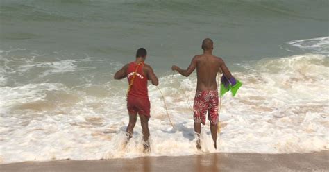 G Estudante desaparece no mar da Praia da Costa em Vila Velha notícias em Espírito Santo