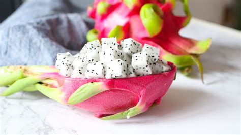 I will also do a dragon fruit taste test. How to Cut and Eat Dragon Fruit {+Health Benefits} - TipBuzz