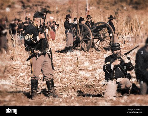 American Civil War Reenactment Stock Photo Alamy