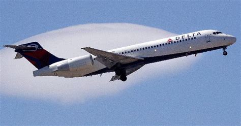 Delta To Retire Boeing 717s 767 300ers By End Of 2025 Crj 200s To