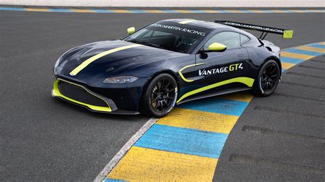 2018 Aston Martin Vantage Gt3 4k 6 Wallpaper Hd Car Wallpapers Id