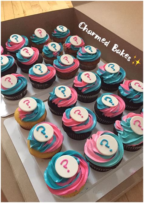 I don't know who the original source is, but you can find images for the reveal on janelle andersen photography. Gender reveal cupcakes boy or girl? Inside is the surprise... | Gender reveal cupcakes, Gender ...