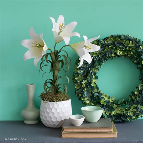 Make An Elegant Potted Easter Lily Flower From Paper