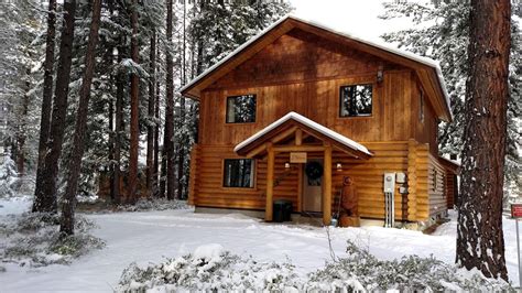 Everybody loves a cottage or cabin! Washington Cabin Rental - Leavenworth | Cabin, Cabin rentals