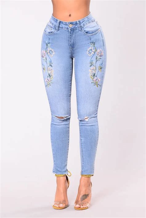 Chic Floral Embroidery Skinny Jeans Woman Classic Blue Plus Size Push