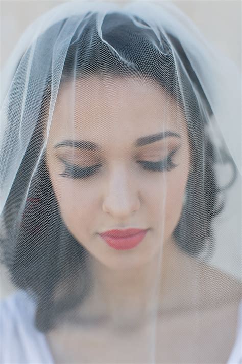 False Eyelashes Bridal Makeup Ideas Elizabeth Anne Designs The Wedding Blog