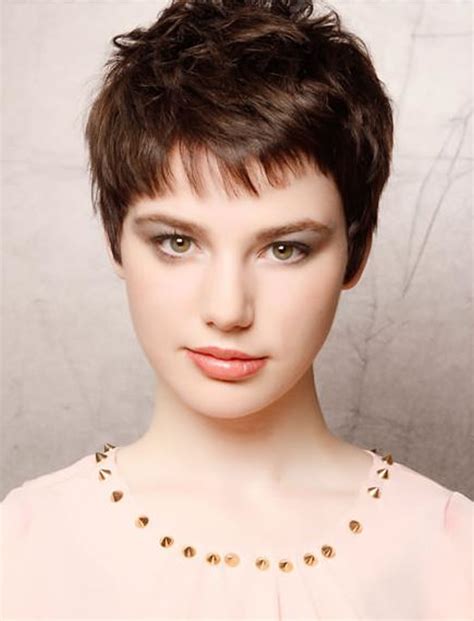 27 Short Pixie Haircuts Youll See Trending In 2019 Hairstyles