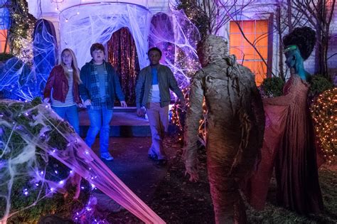 Goosebumps 2 Haunted Halloween Trailer Available Now In Theaters 10