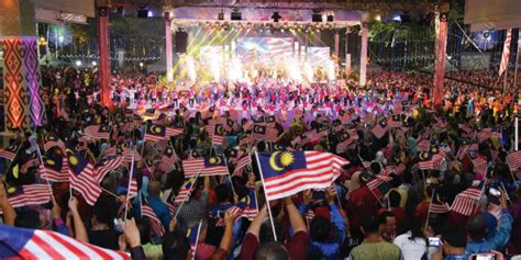Gabungan perkataan 'malaysia' dan 'prihatin'. Hari Malaysia kukuhkan perpaduan | Utusan Borneo Online