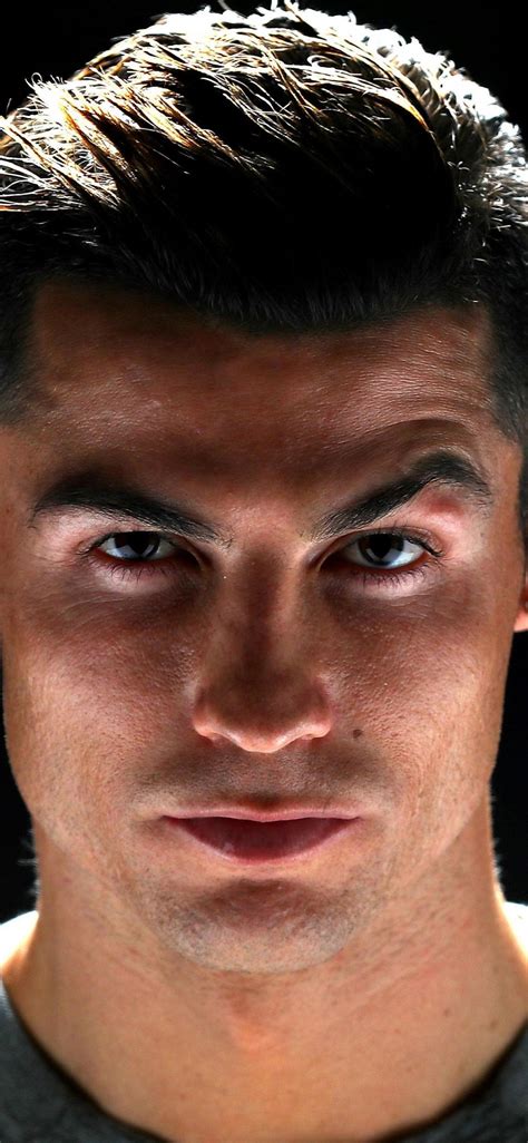 Cristiano Ronaldo Wallpaper 4k Face Amoled 5k