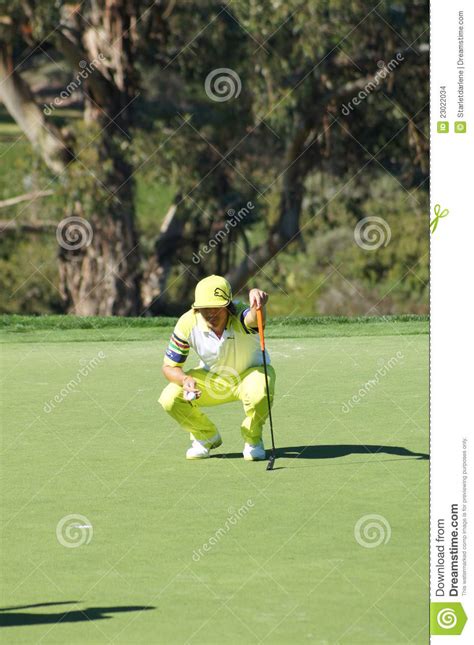 Playing partner rickie fowler admitted it was tough to see former world number one tiger woods withdraw after just 11 holes of his first round at the farmers insurance open with back pain. Rickie Fowler 2012 Farmers Insurance Open Editorial Stock Image - Image of grass, sports: 23022034