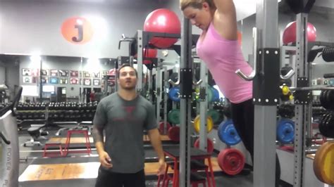 How To Crossfit When Pregnant Knees To Elbows Youtube
