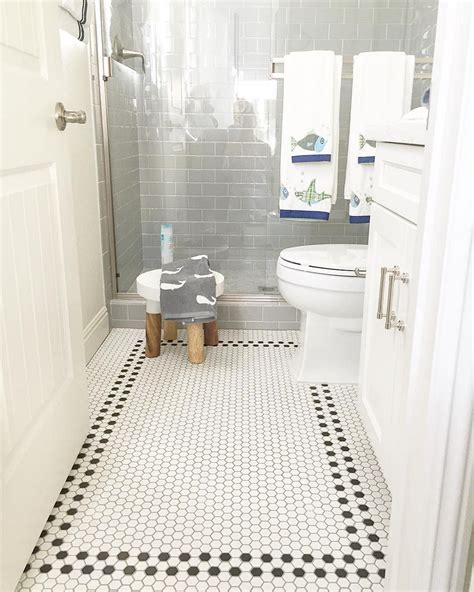 25 Wonderful Small Bathroom Floor Tile Design Ideas To Inspire You
