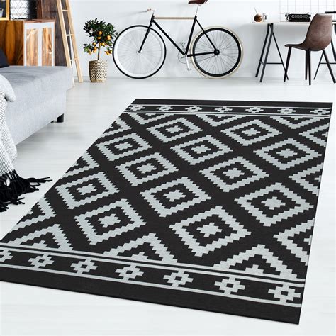 Teppiche kaufen bei otto » große auswahl für wohnzimmer, schlafzimmer & kinderzimmer top qualität kauf auf rechnung möglich! Kurzflor Teppich Schwarz Weiß Ethno Rauten Muster ...