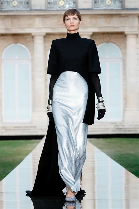 Givenchy Fall Winter 2018 19 Haute Couture Fashion Show
