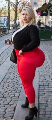 She Has The Worlds Largest Butt And People Are Telling Her That