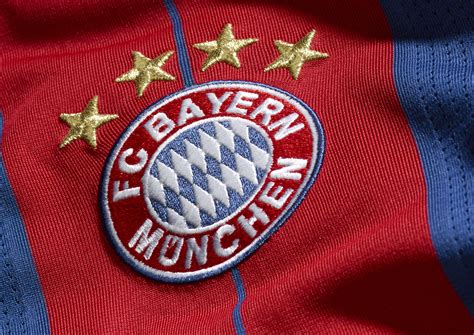 Logo bayern munich in.eps file format size: Bayern Munich Logo | WeNeedFun