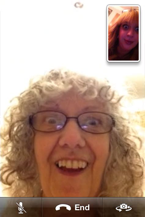 Took An Unplanned Screen Shoot During Facetime With My Mom 2