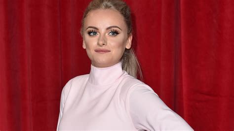 Corries Katie Mcglynn Criticises Cervical Screening Age Limit Itv