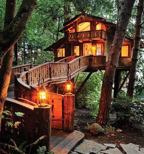 10 Unusual But Interesting Tree Houses Home Design