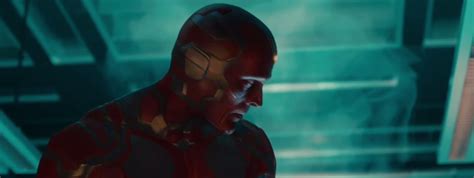 Watch Thor Vs Vision In This Deleted Scenes From The Avengers Age Of