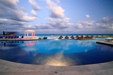 Golden Parnassus Resort Cancún Mexico