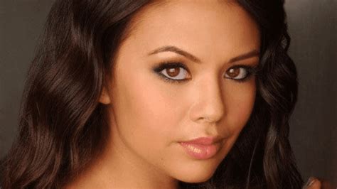 Janel Parrishs Net Worth Height Age And Personal Info Wiki