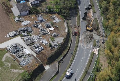Das erdbeben und der tsunami in japan haben die produktion von digitalkameras und objektiven erheblich zurückgeworfen. Mindestens neun Tote bei Erdbeben in Japan | Welt-News