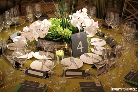 Gala Table Setting Organic Centerpieces Floral Decor By Raining Roses
