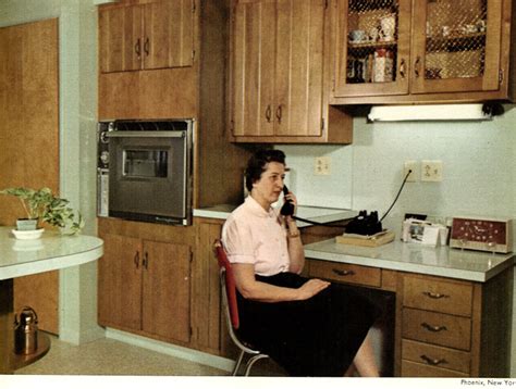 Interior wood design s master cabinet builders have been designing and building auburn custom kitchens a trusted homecrest cabinetry dealer is a cabinet store serving the auburn ca market. Wood-Mode kitchens from 1961 - Slide show of 15 photos