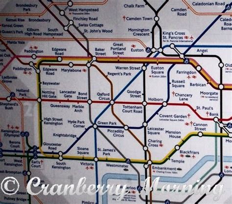 London underground's iconic map is being celebrated, as part of the service's 150th anniversary. chalmyoprecin: london underground map 1933