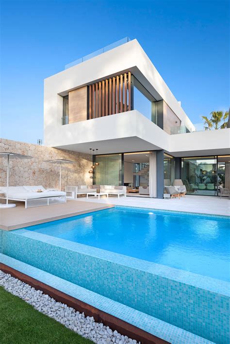 A Resort Like Experience Was Designed For This Modern Mediterranean
