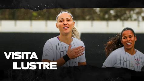 Não há nenhuma procura por outro treinador. TÉCNICA DA SELEÇÃO BRASILEIRA ASSISTE AO JOGO DO ...