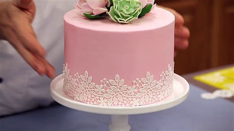 How To Make Lace Icing For Wedding Cake Cake Walls