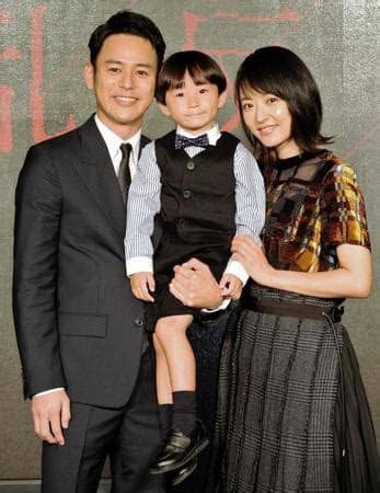 English (us) · suomi · svenska · español · português (brasil). 妻夫木聡 夫婦役・井上真央と初共演 妻の"縁"で円満/芸能 ...