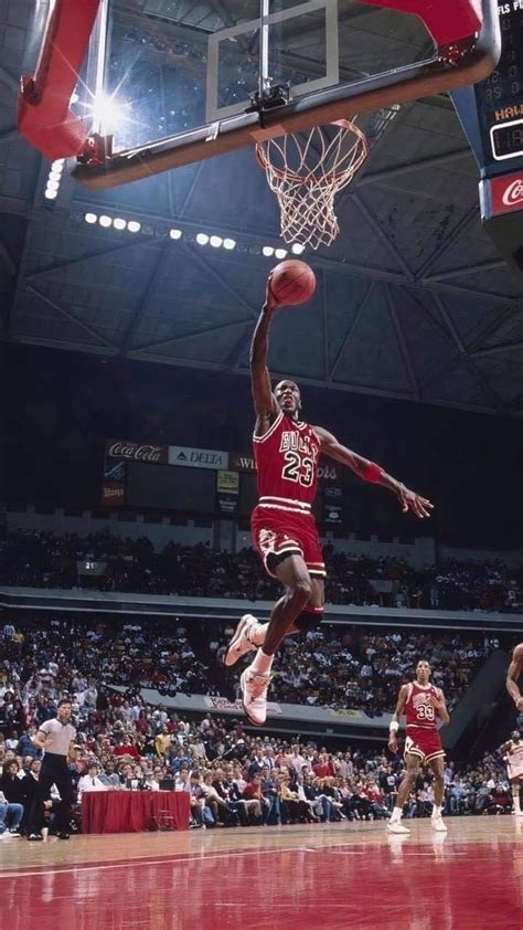Michael Jordan Dunking Michael Jordan Pictures Michael Jordan Photos