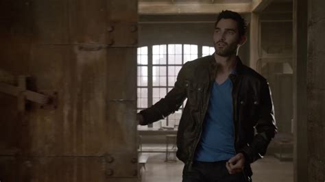 Image Derek Leaving Loft Teen Wolf Wikia Fandom Powered By Wikia